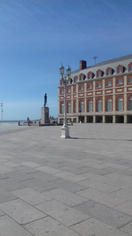 Departamento En Plaza Colon, 200 Mts De La Playa Apartment Mar del Plata Exterior photo